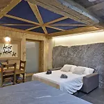 Artistone - Ancient Wine Tasting&alpine * Saint-Christophe