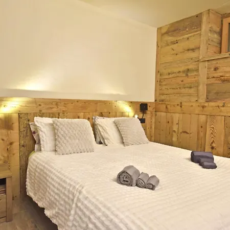 Artistone - Ancient Appartement